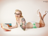 I’m the Newest Pinup on Vegan Pinups!